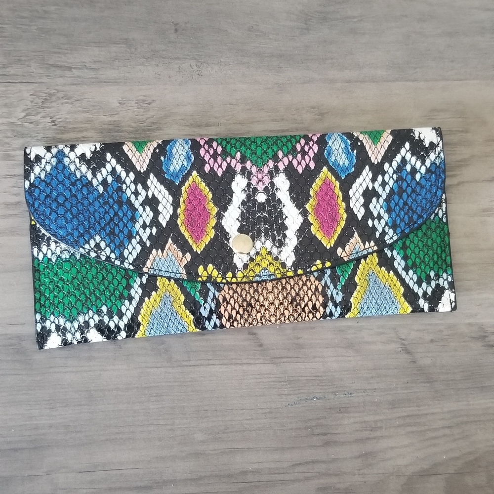 NWT J Pyhton Print Multicolored Wallet/Cardholder